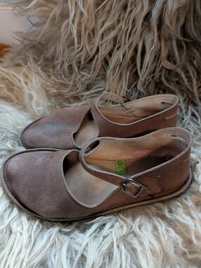 Softstar Adult Mary Janes Size 8, Brown Leather